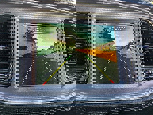 Used 2022 Dodge Challenger R/T w/ Plus Package image 19