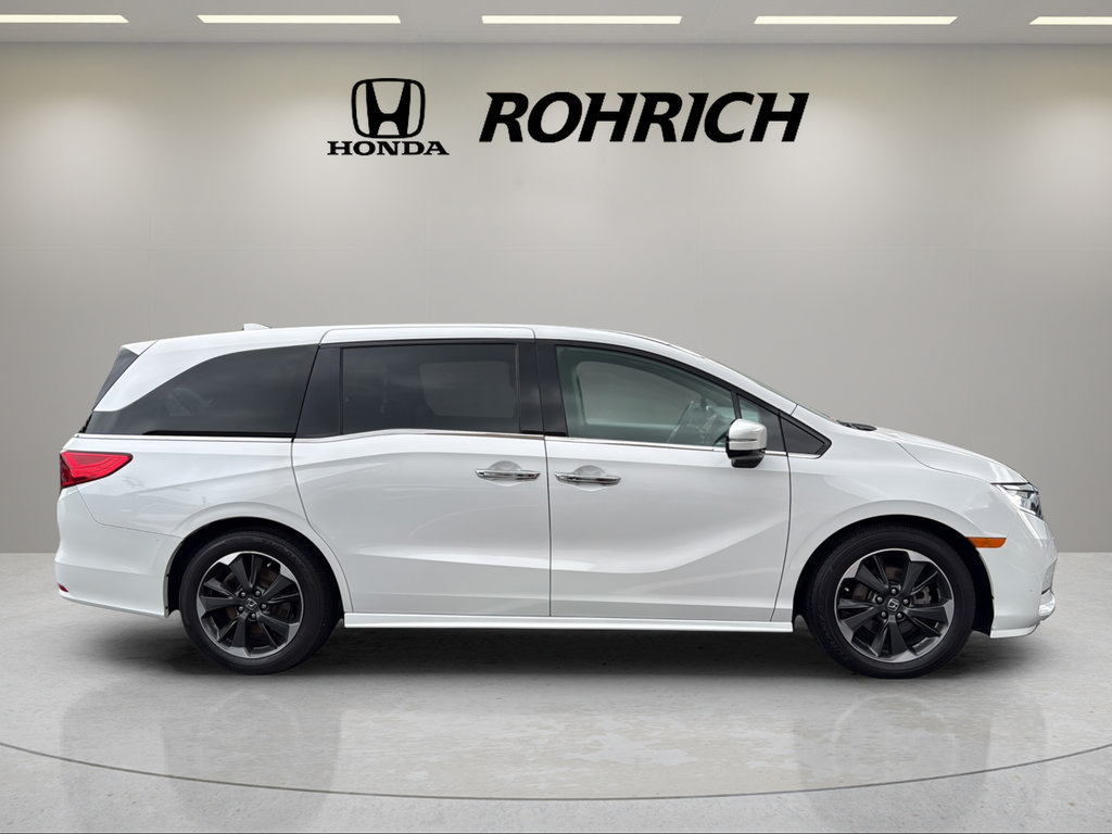 Used 2023 Honda Odyssey Elite image 5