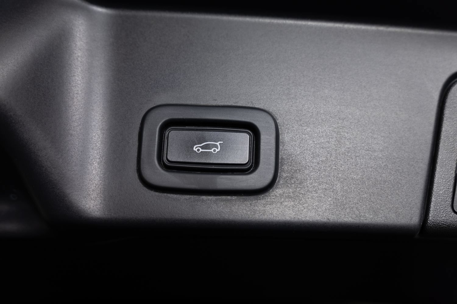 Used 2020 Land Rover Range Rover Evoque SE AWD/4WD image 21