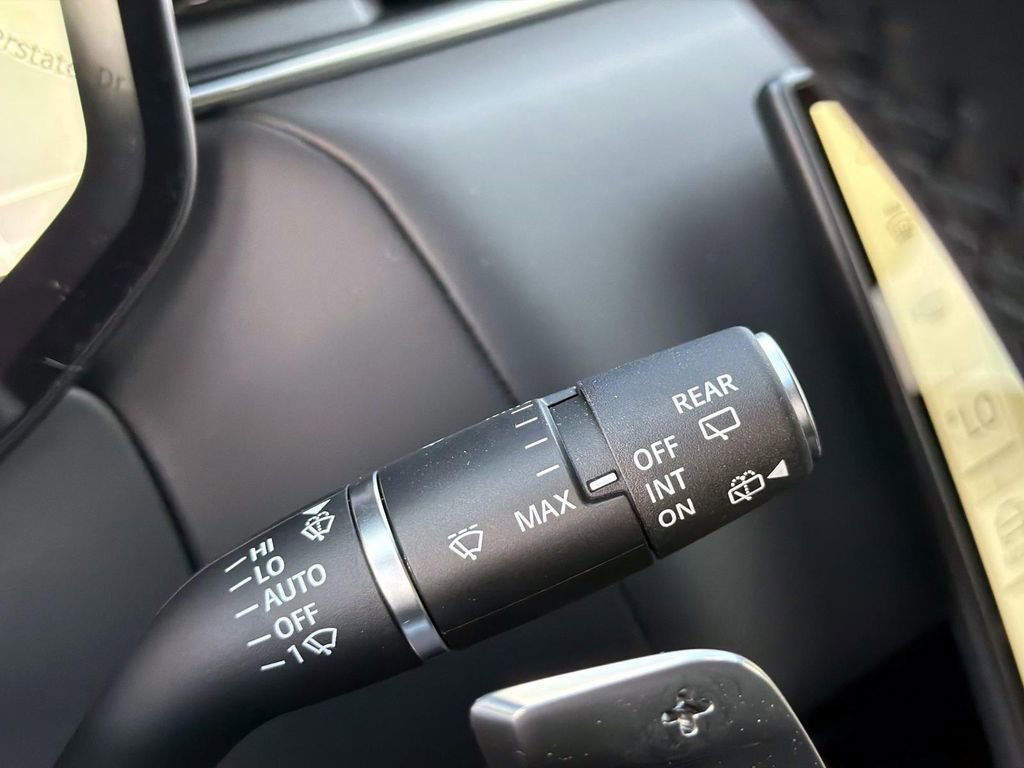 New 2026 Land Rover Range Rover Sport Dynamic SE image 28