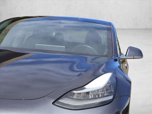 Used 2018 Tesla Model 3 Long Range RWD video 2