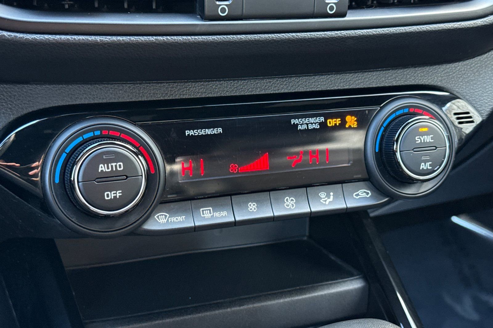 Certified 2023 Kia Forte GT-Line image 17