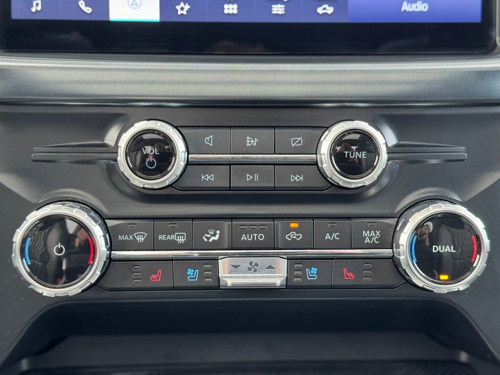 Used 2023 Ford F150 Limited image 25