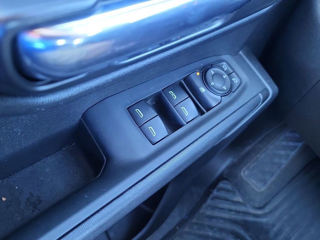 Used 2023 Chevrolet Silverado 1500 Custom AWD/4WD image 28