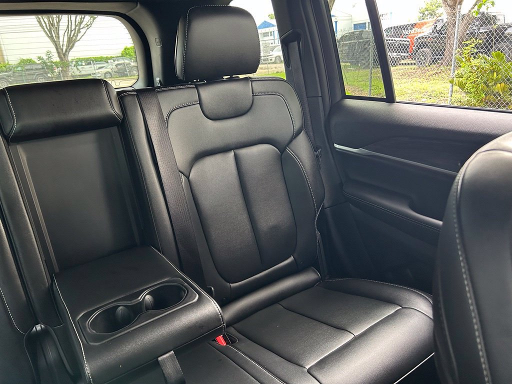 Certified 2025 Jeep Grand Cherokee Limited w/ Black Appearance Package RWD image 15