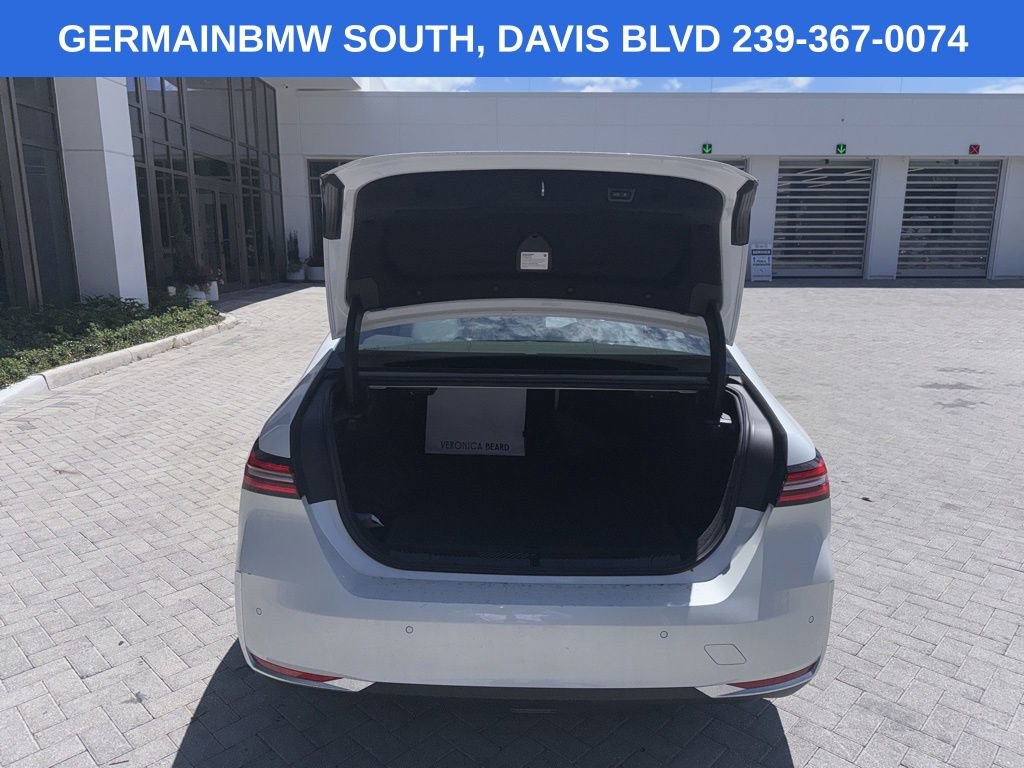 Certified 2024 BMW 530i w/ Premium Package RWD image 36