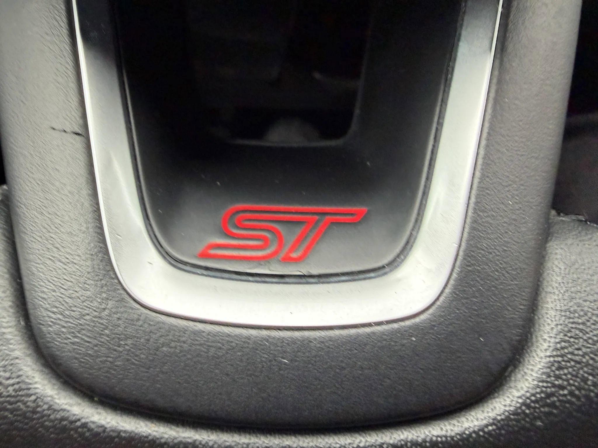 Used 2017 Ford Focus ST FWD image 29