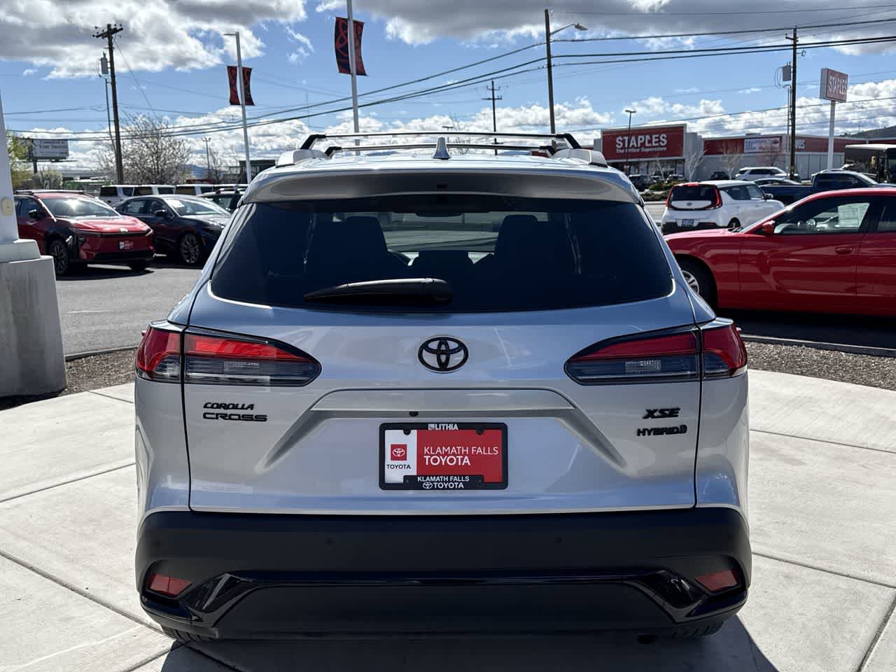 Used 2023 Toyota Corolla Cross XSE w/ Convenience Package AWD/4WD image 4