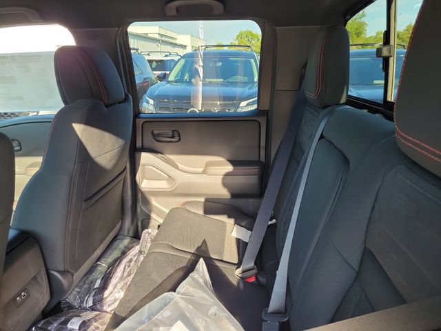 New 2026 Nissan Frontier PRO-4X w/ Tow Package AWD/4WD image 11