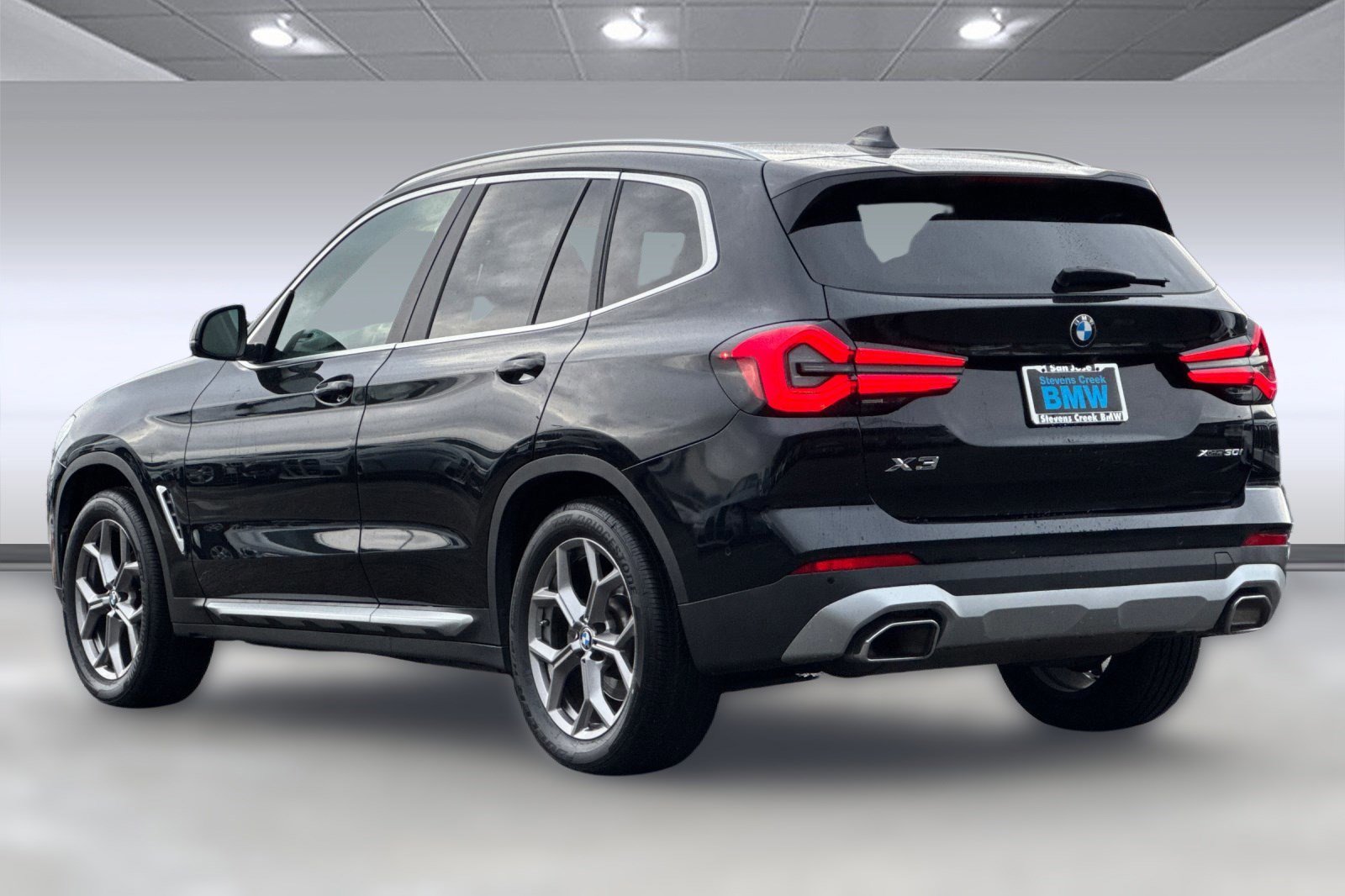 Certified 2023 BMW X3 xDrive30i w/ Premium Package image 3