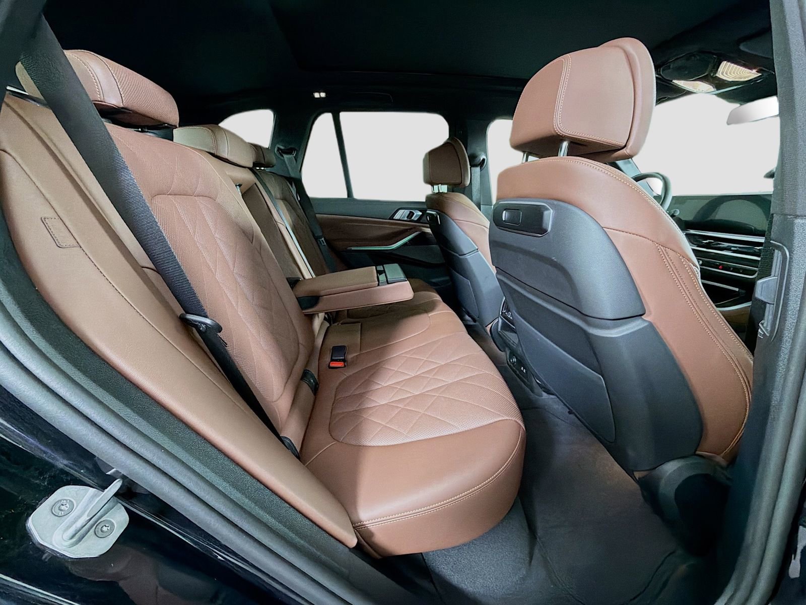 Used 2026 BMW X5 xDrive40i w/ Climate Comfort Package image 30