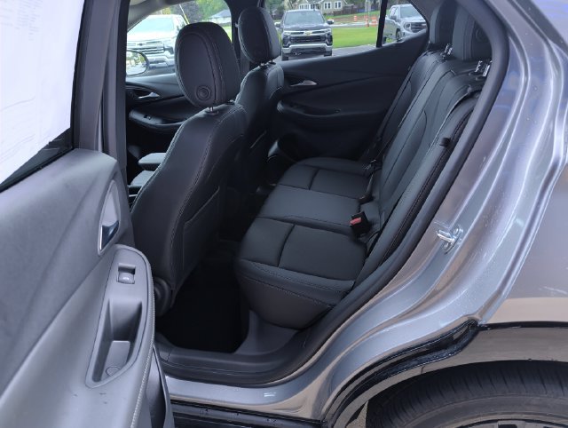 Used 2024 Buick Encore GX Sport Touring w/ Advanced Technology Package AWD/4WD image 23