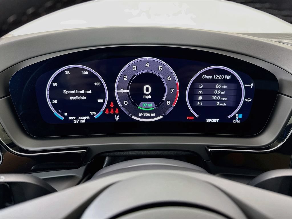 New 2026 Porsche Cayenne E-Hybrid AWD/4WD image 16