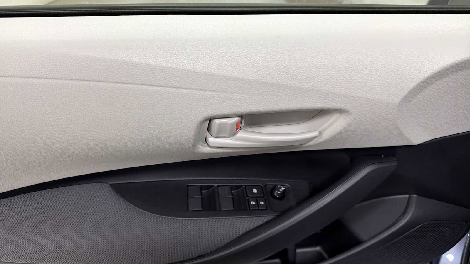 New 2026 Toyota Corolla LE image 15