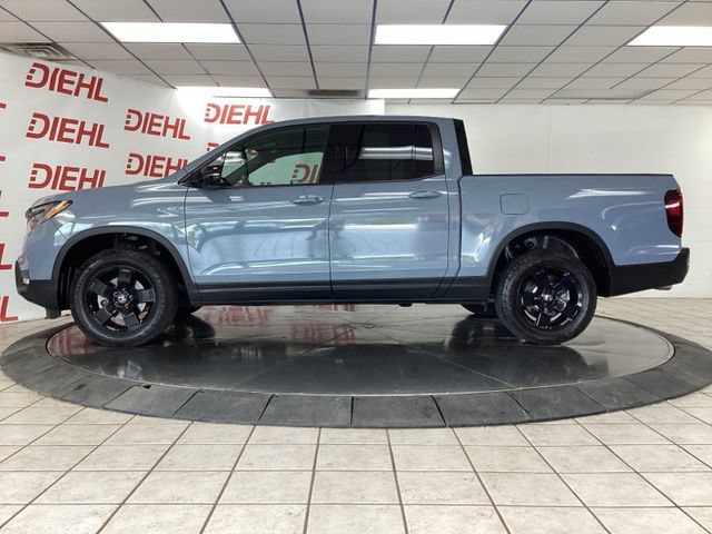 Used 2025 Honda Ridgeline Black Edition image 4