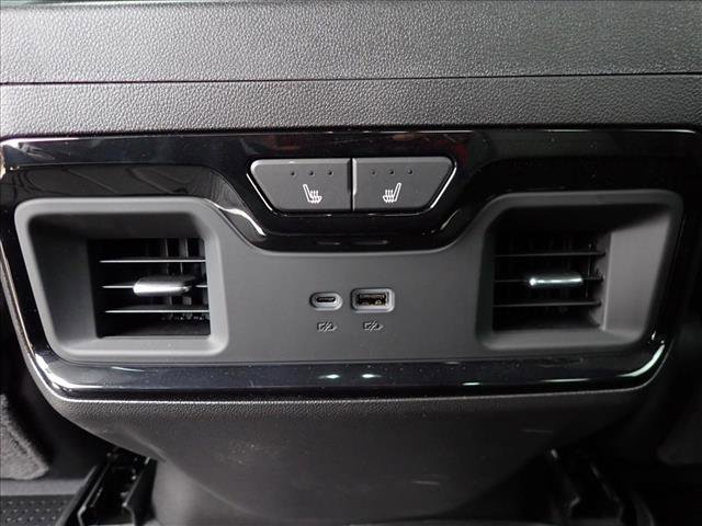 New 2026 Chevrolet Silverado 1500 ZR2 AWD/4WD image 9
