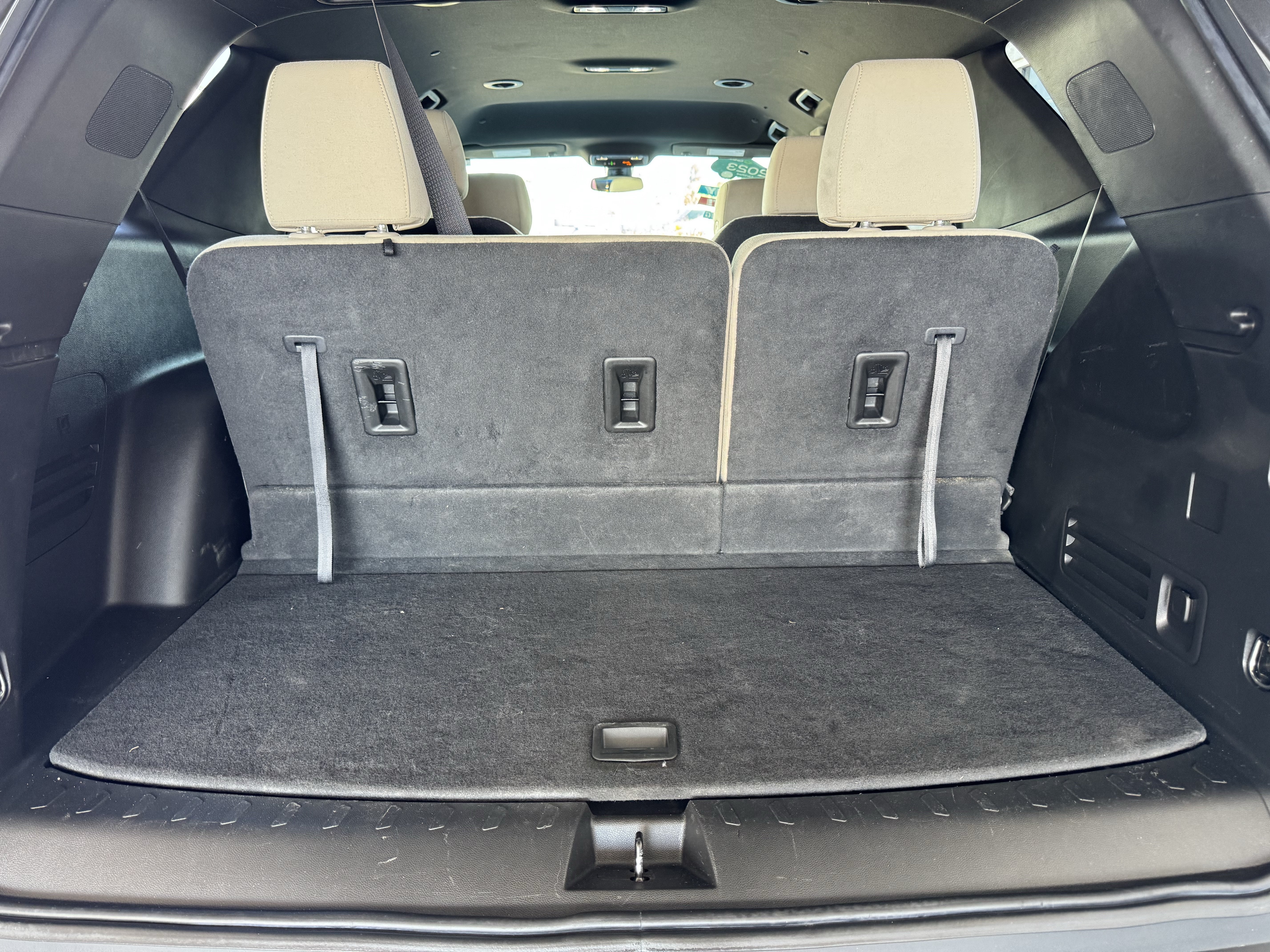 Certified 2023 Chevrolet Traverse LT w/ LPO, Cargo Package AWD/4WD image 20