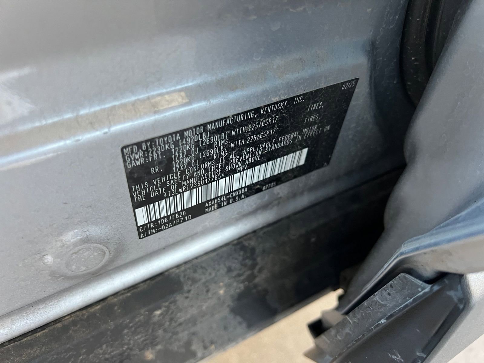 Used 2025 Toyota RAV4 LE image 29