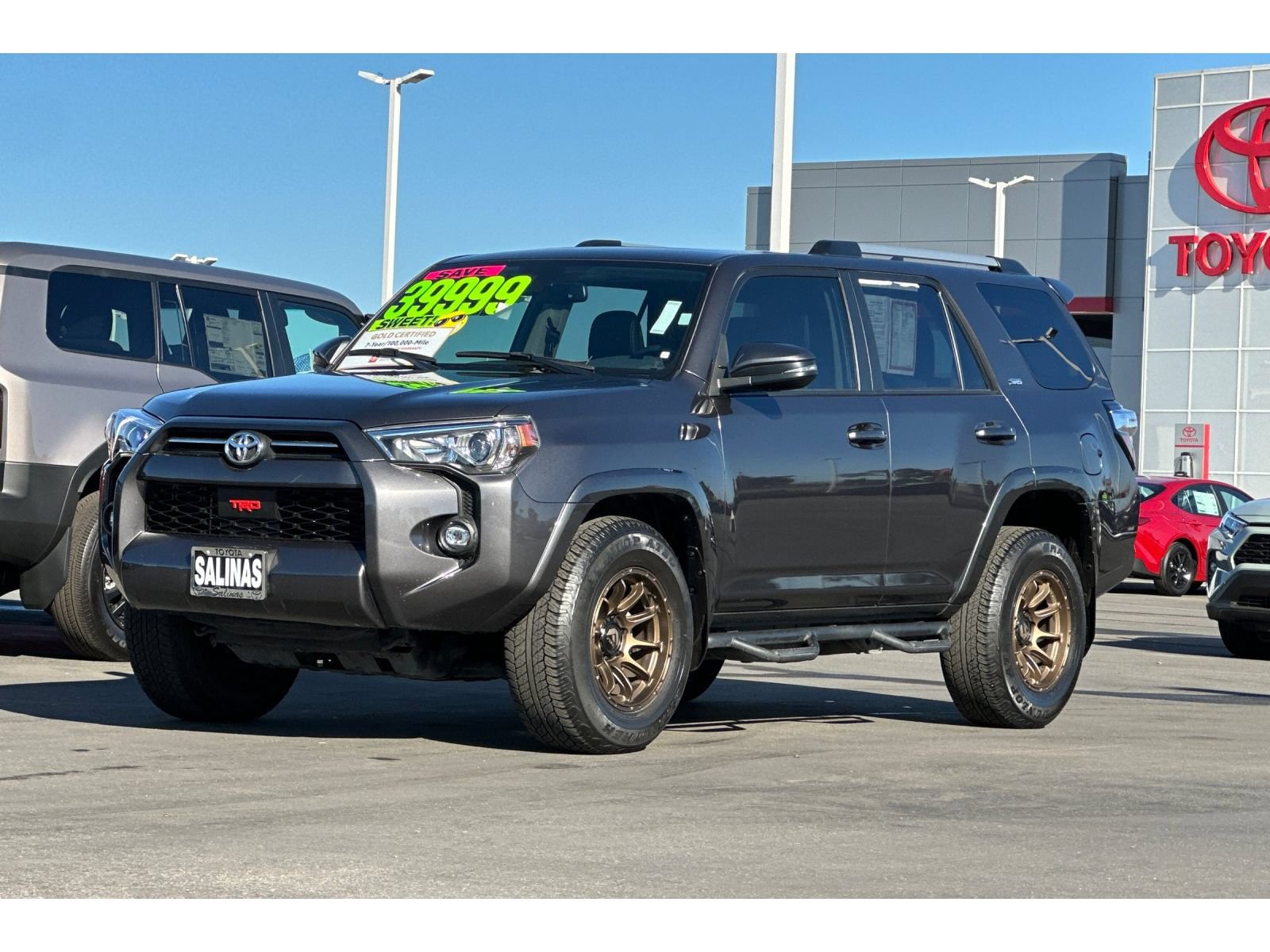 Used 2023 Toyota 4Runner SR5 Premium w/ Moonroof Package RWD image 8