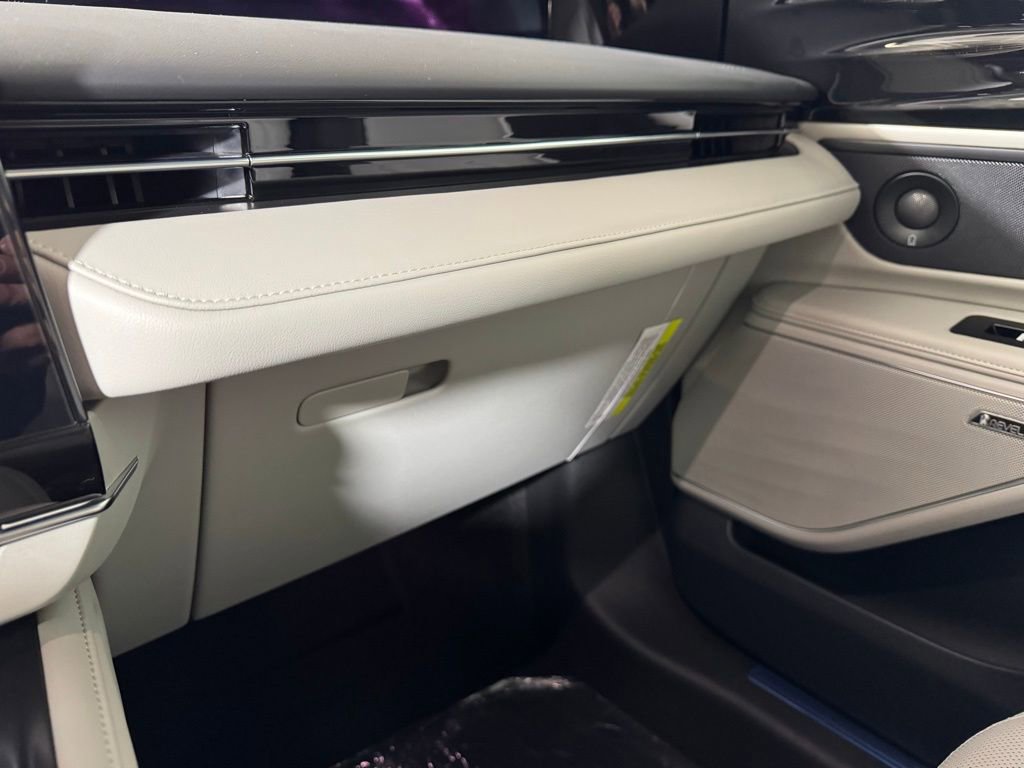 New 2026 Lincoln Nautilus Premier w/ Equipment Group 102A AWD/4WD image 42