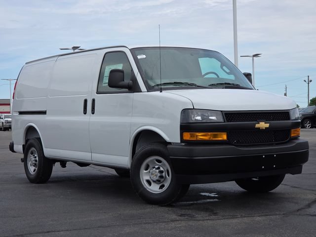 New 2026 Chevrolet Express 2500 w/ Driver Convenience Package RWD image 2