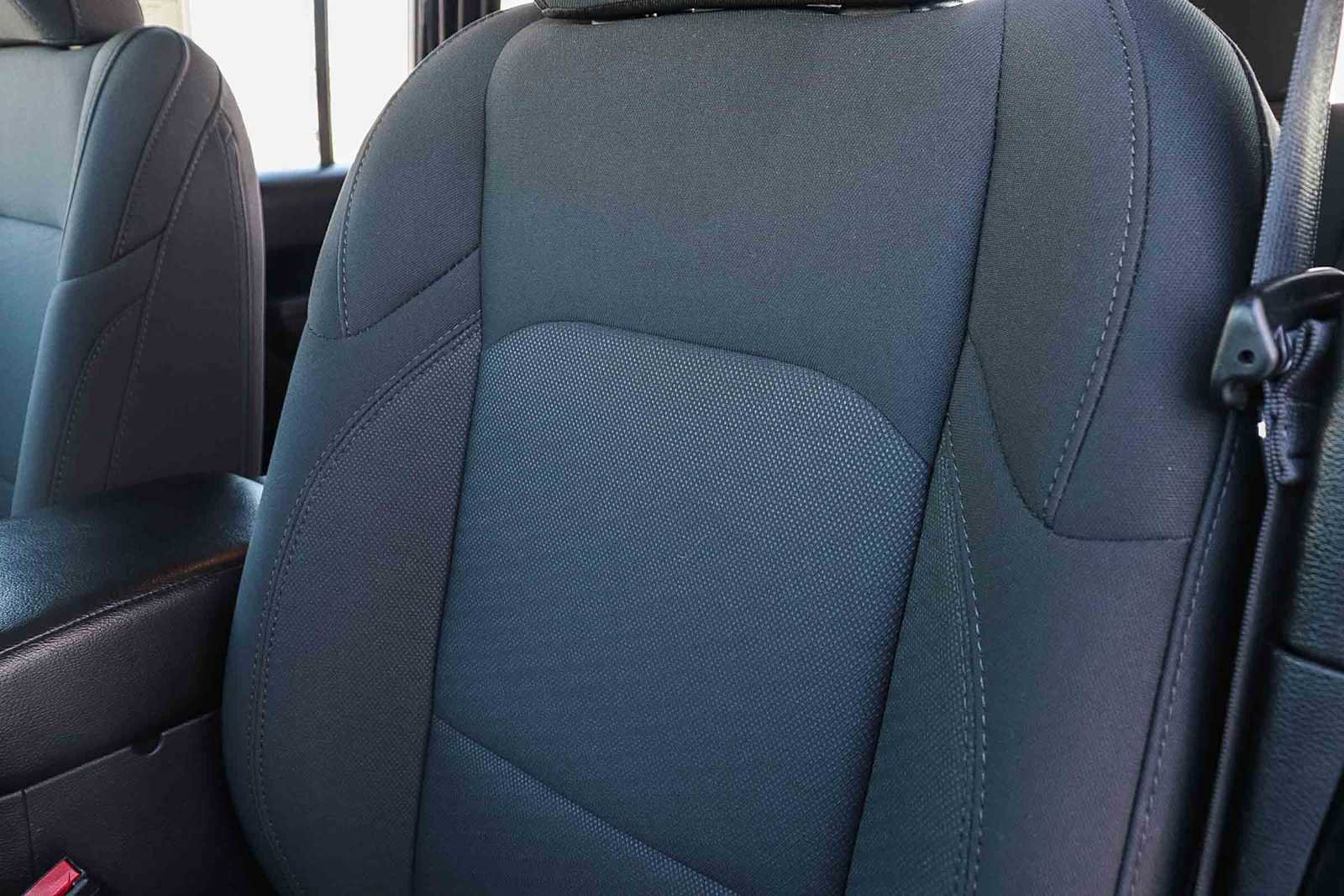 Used 2022 Jeep Wrangler Unlimited Sport image 25