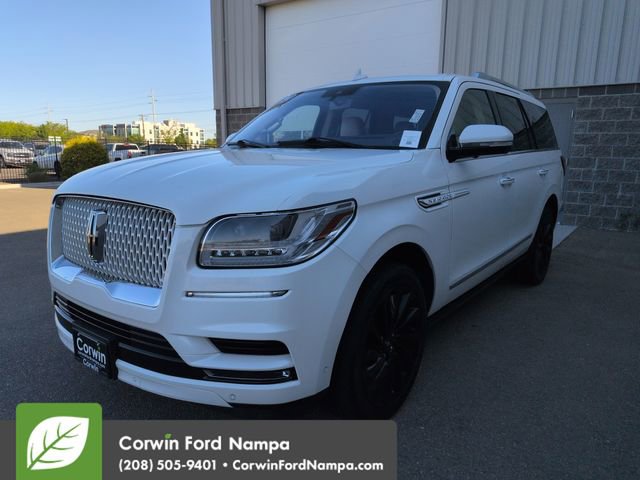 Used 2021 Lincoln Navigator Reserve AWD/4WD image 7