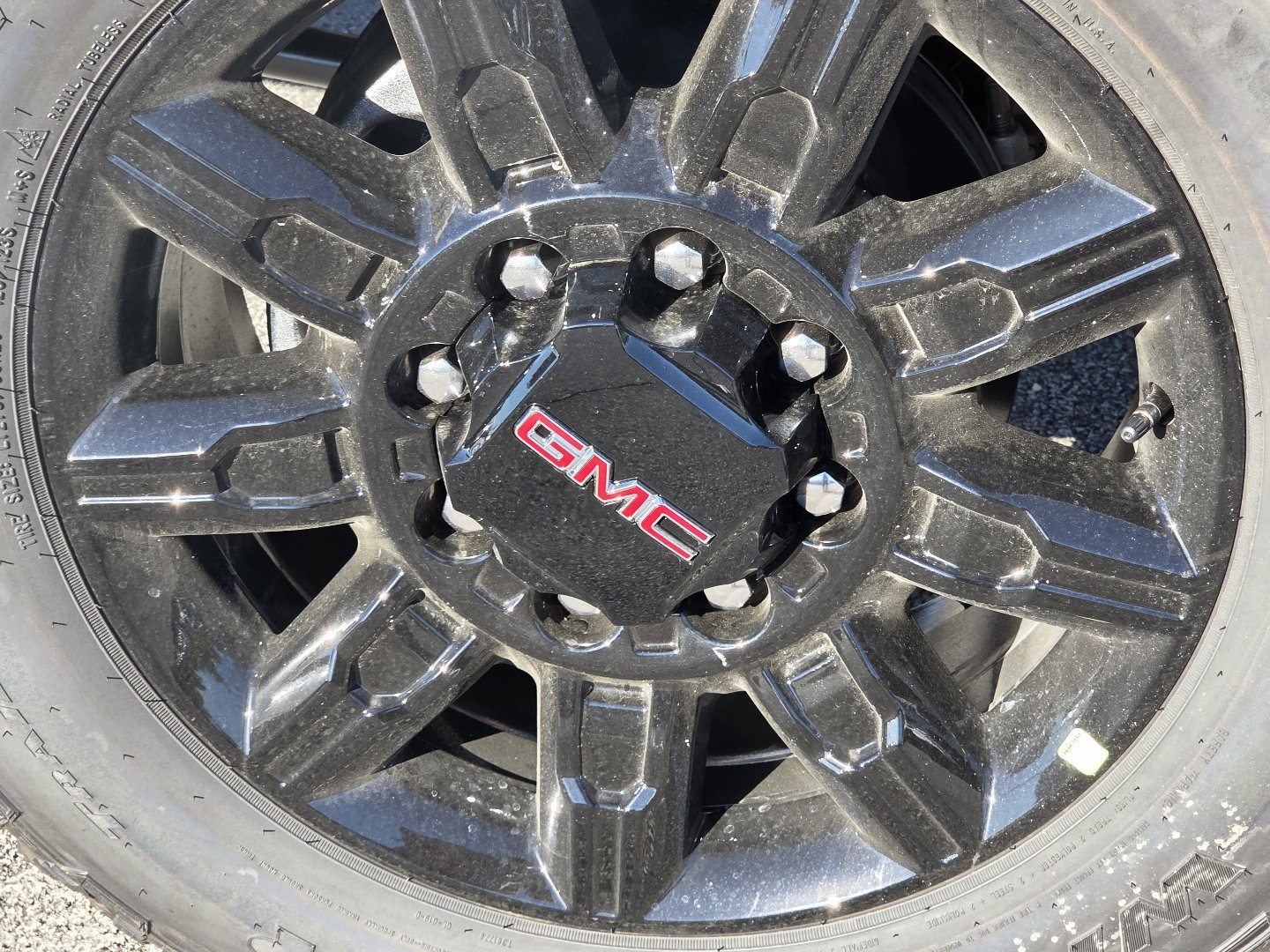 New 2026 GMC Sierra 2500 AT4 w/ AT4 Premium Plus Package AWD/4WD image 13