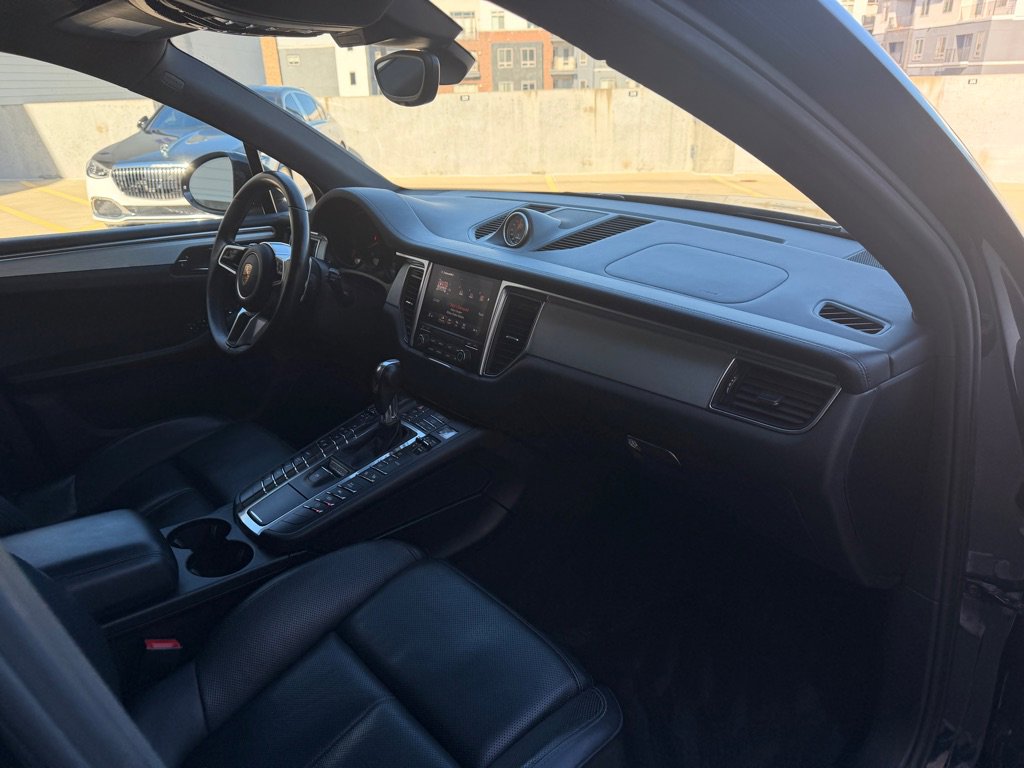 Used 2017 Porsche Macan GTS w/ Premium Package Plus image 20