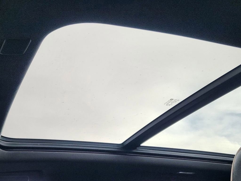 Certified 2023 GMC Yukon XL SLT image 29