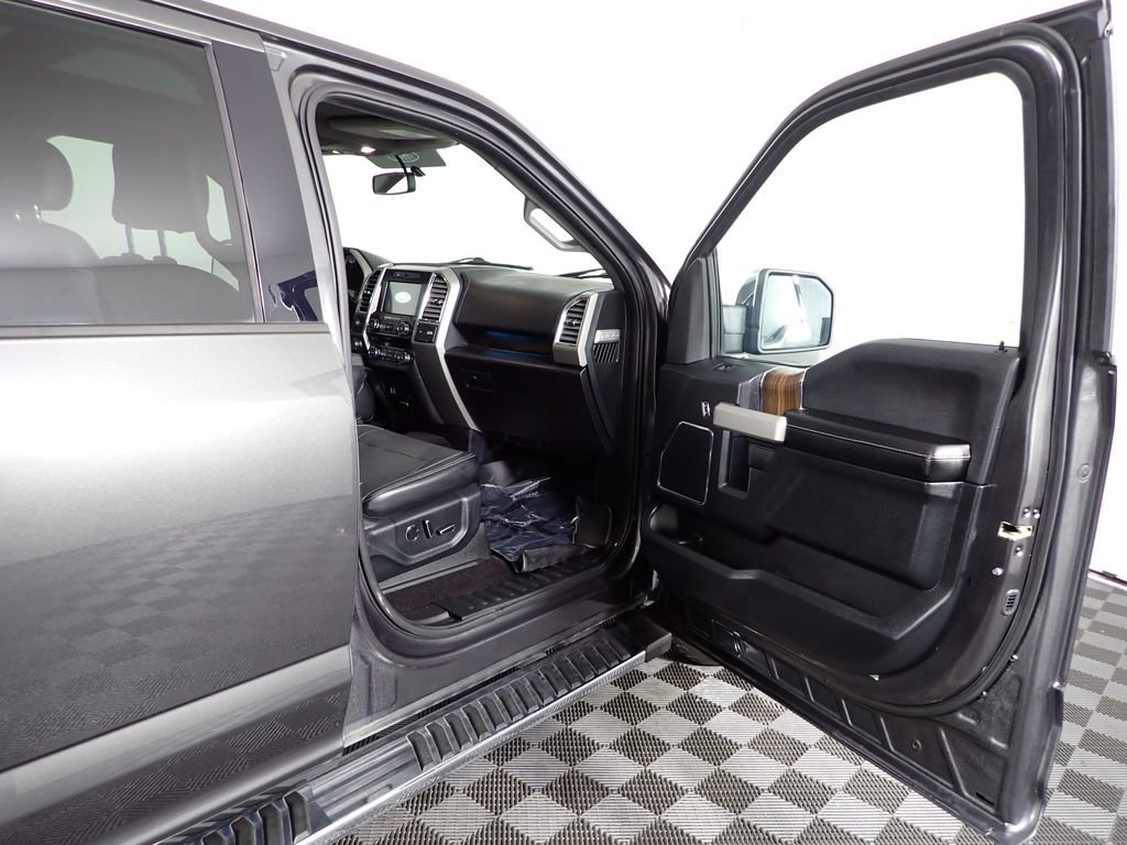 Used 2016 Ford F150 Lariat image 44