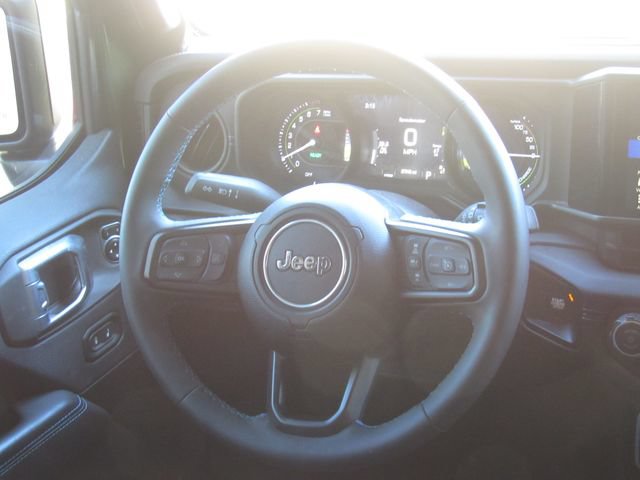 Used 2024 Jeep Wrangler Unlimited Rubicon 4xe AWD/4WD image 24