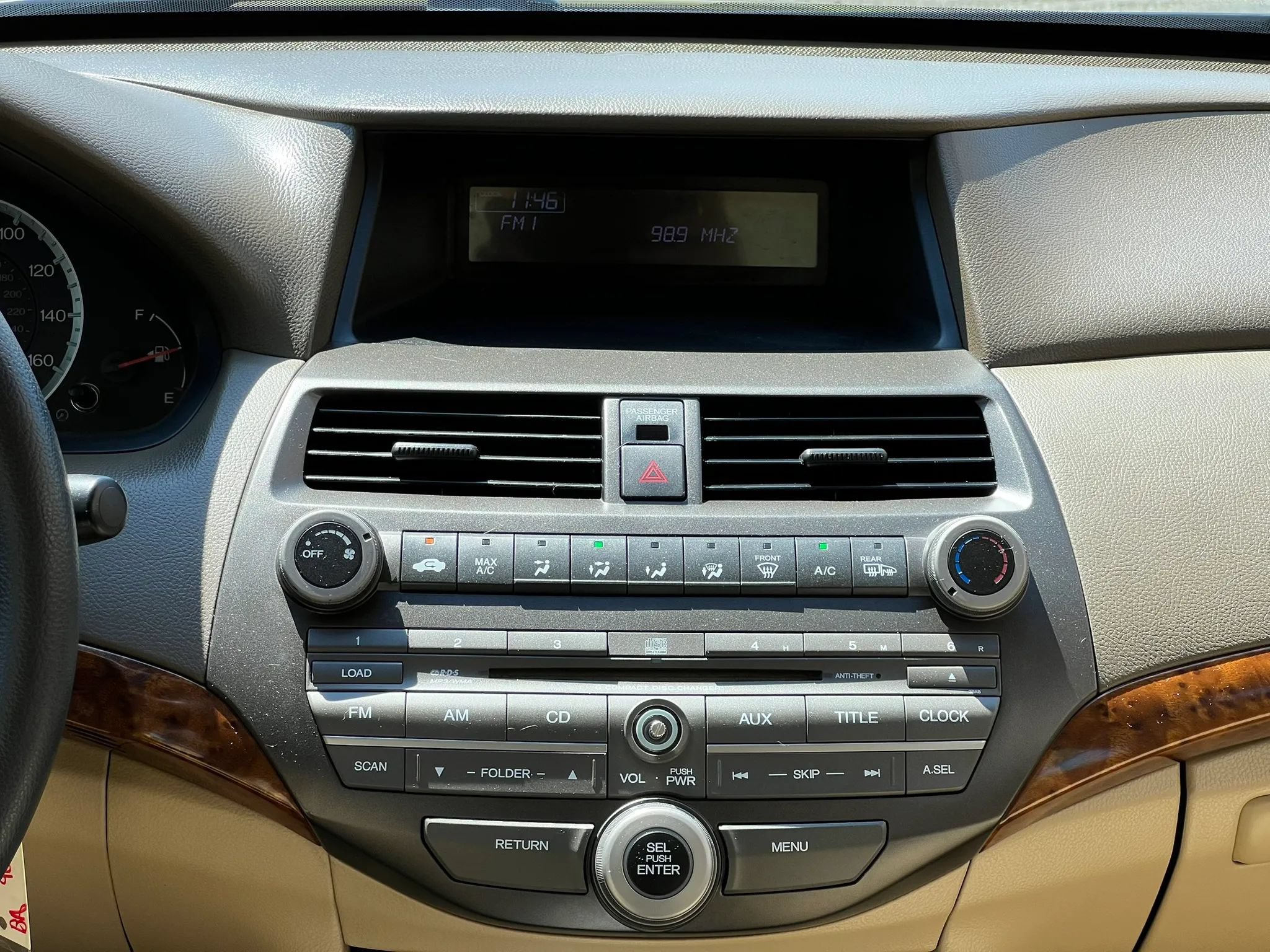 Used 2010 Honda Accord EX image 25