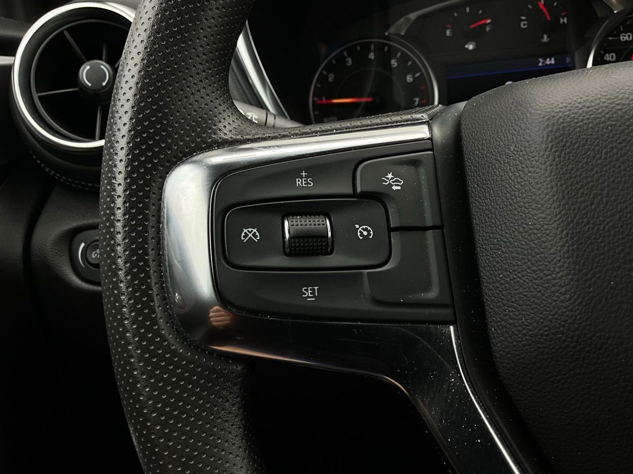 Used 2025 Chevrolet Blazer LT image 34