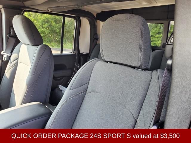 New 2025 Jeep Gladiator Sport image 13