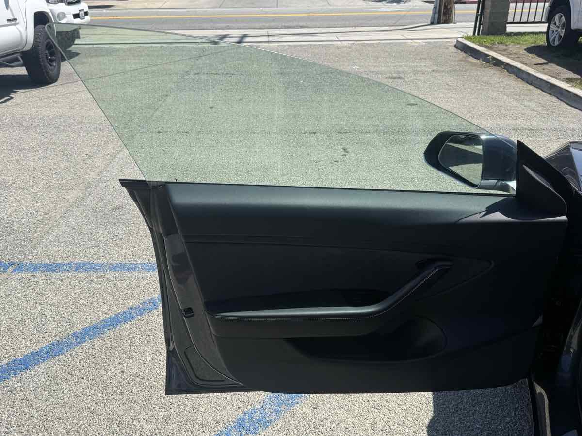 Used 2018 Tesla Model 3 Long Range image 10