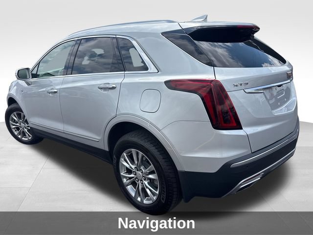 Used 2020 Cadillac XT5 Premium Luxury FWD image 3