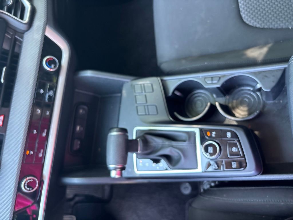 Used 2025 Kia Sportage LX FWD image 19
