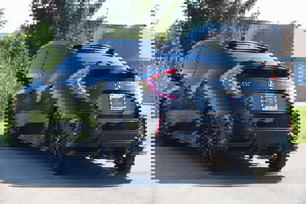 Used 2020 Honda Civic Sport Touring image 4