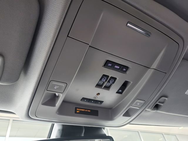 Used 2017 Chevrolet Silverado 1500 High Country image 34