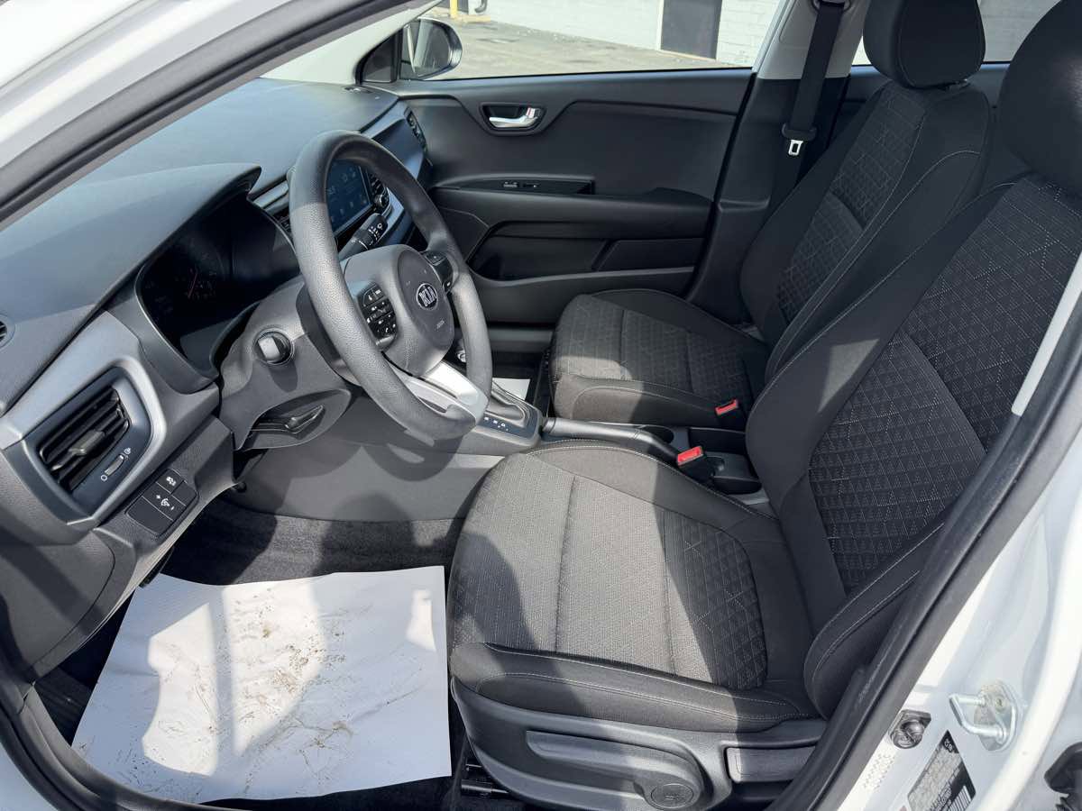 Used 2020 Kia Rio LX image 10