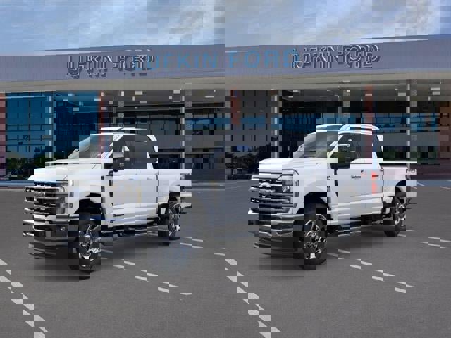 New 2025 Ford F250 Lariat w/ Chrome Package