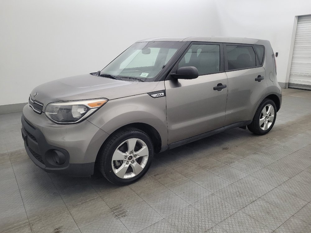 Used 2018 Kia Soul FWD image 2