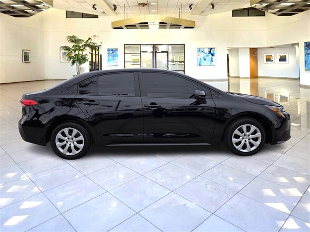 Used 2024 Toyota Corolla LE image 8