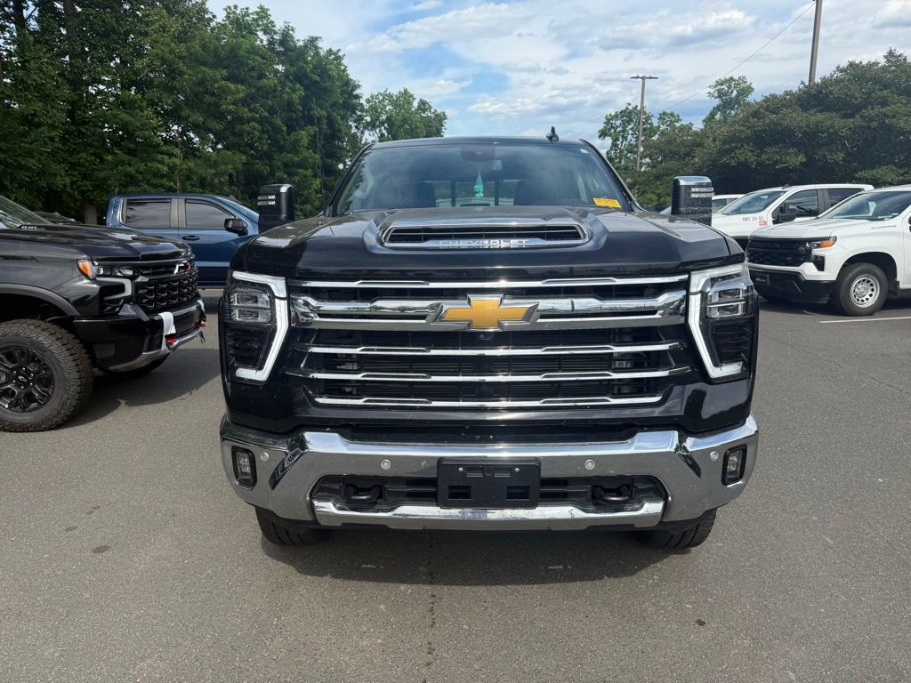 Used 2024 Chevrolet Silverado 2500 LTZ w/ LTZ Convenience Package AWD/4WD image 22