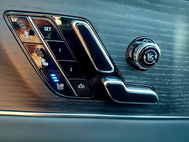 New 2027 Cadillac Lyriq Signature Sport RWD image 19