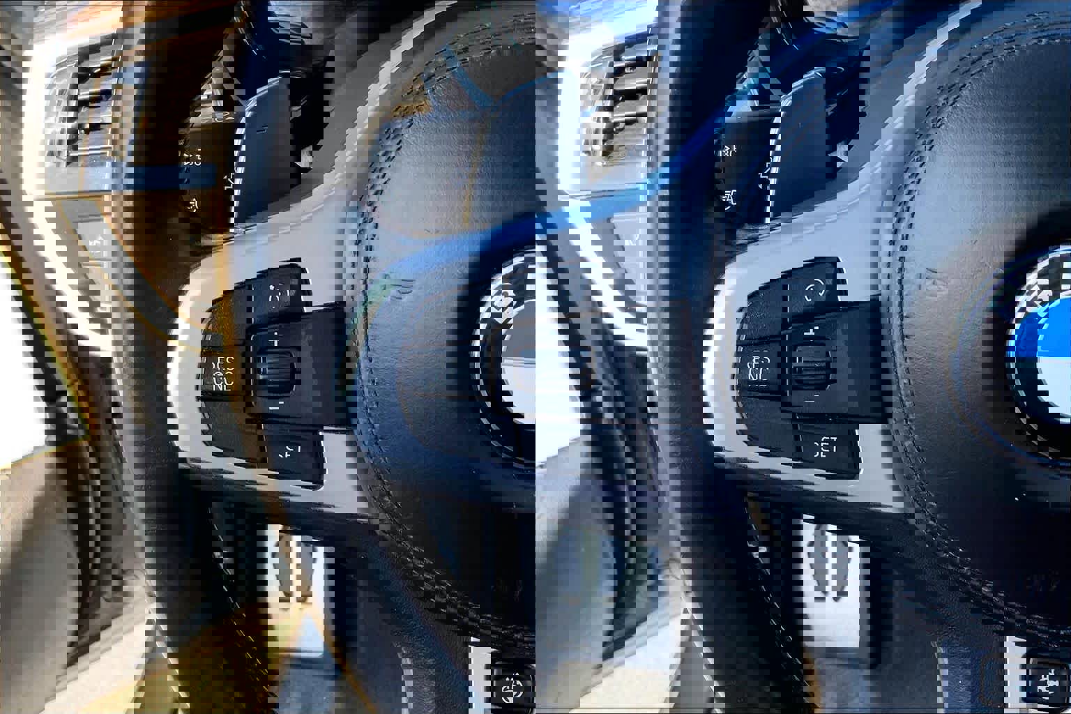 Used 2018 BMW 540i xDrive w/ M Sport Package image 22