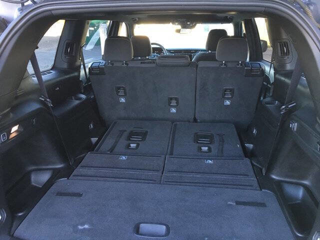 Used 2024 Jeep Grand Cherokee L Laredo w/ Luxury Tech Group I image 35