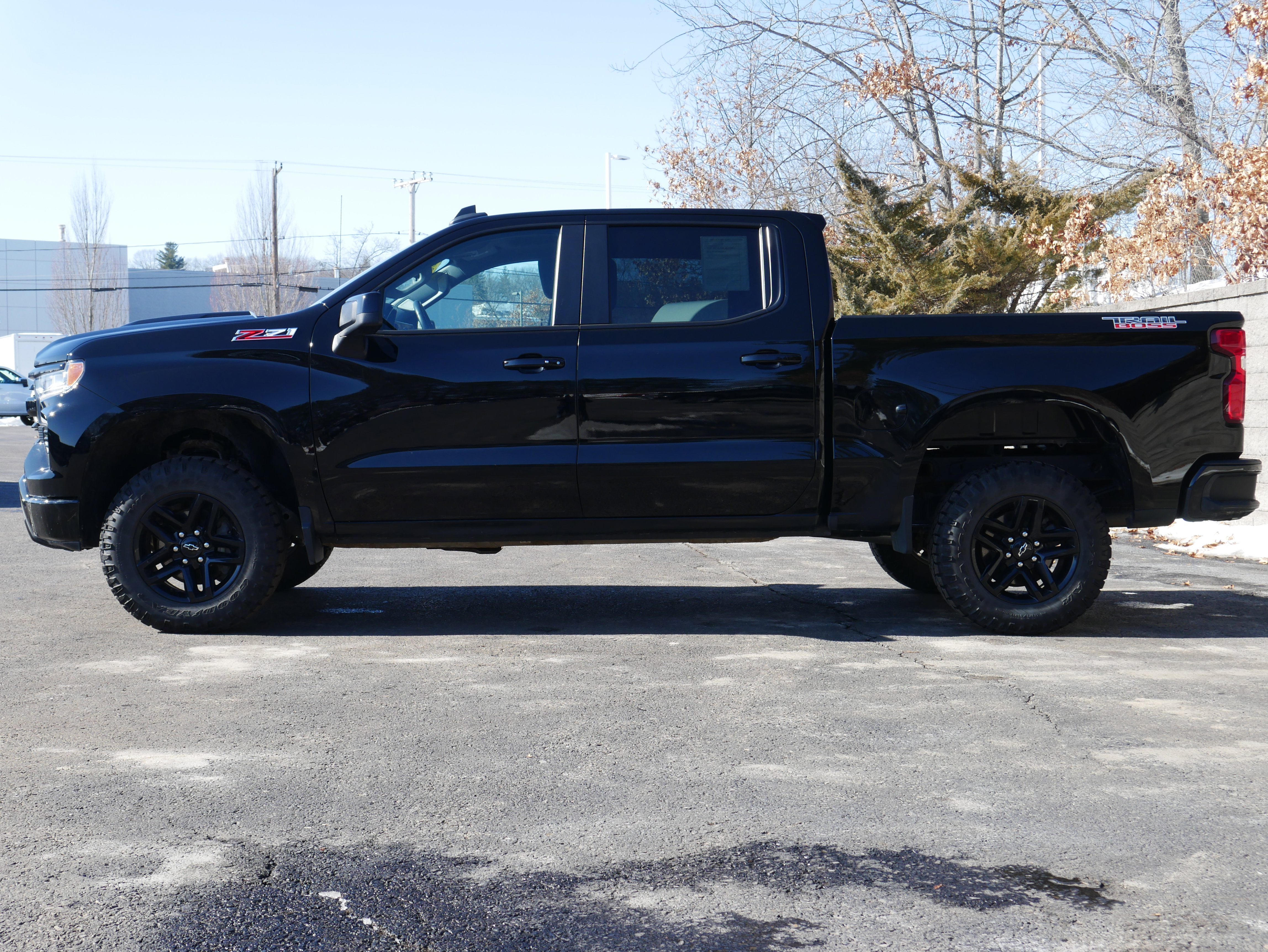 Certified 2023 Chevrolet Silverado 1500 LT Trail Boss image 3