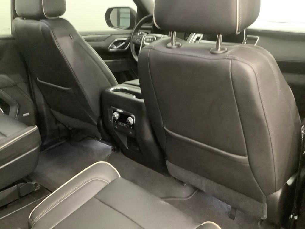 Used 2021 GMC Yukon SLT w/ SLT Luxury Package image 40